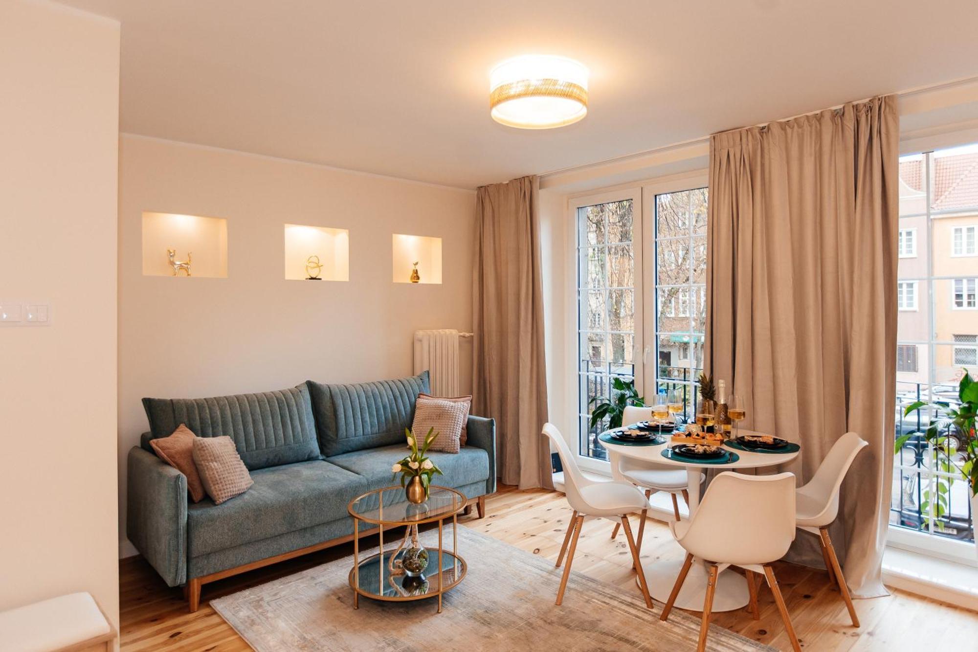 Maya's Flats & 27 - Beautiful On Piwna Street In The Old Town Lägenhet Gdańsk