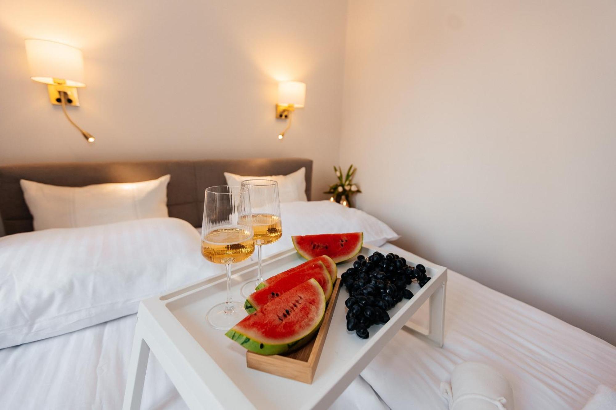 Lägenhet Maya's Flats & 27 - Beautiful On Piwna Street In The Old Town *
