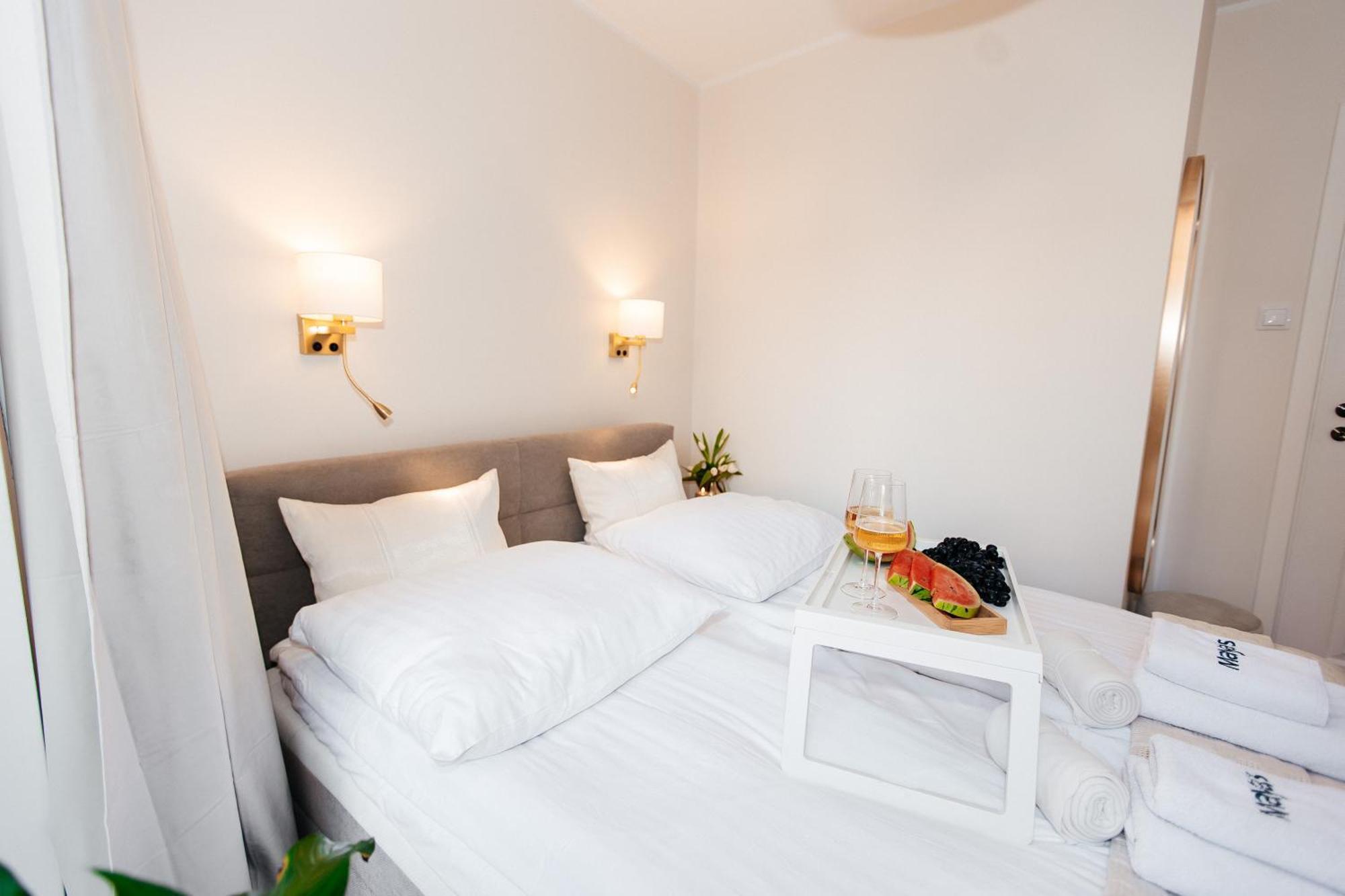 Lägenhet Maya's Flats & 27 - Beautiful On Piwna Street In The Old Town