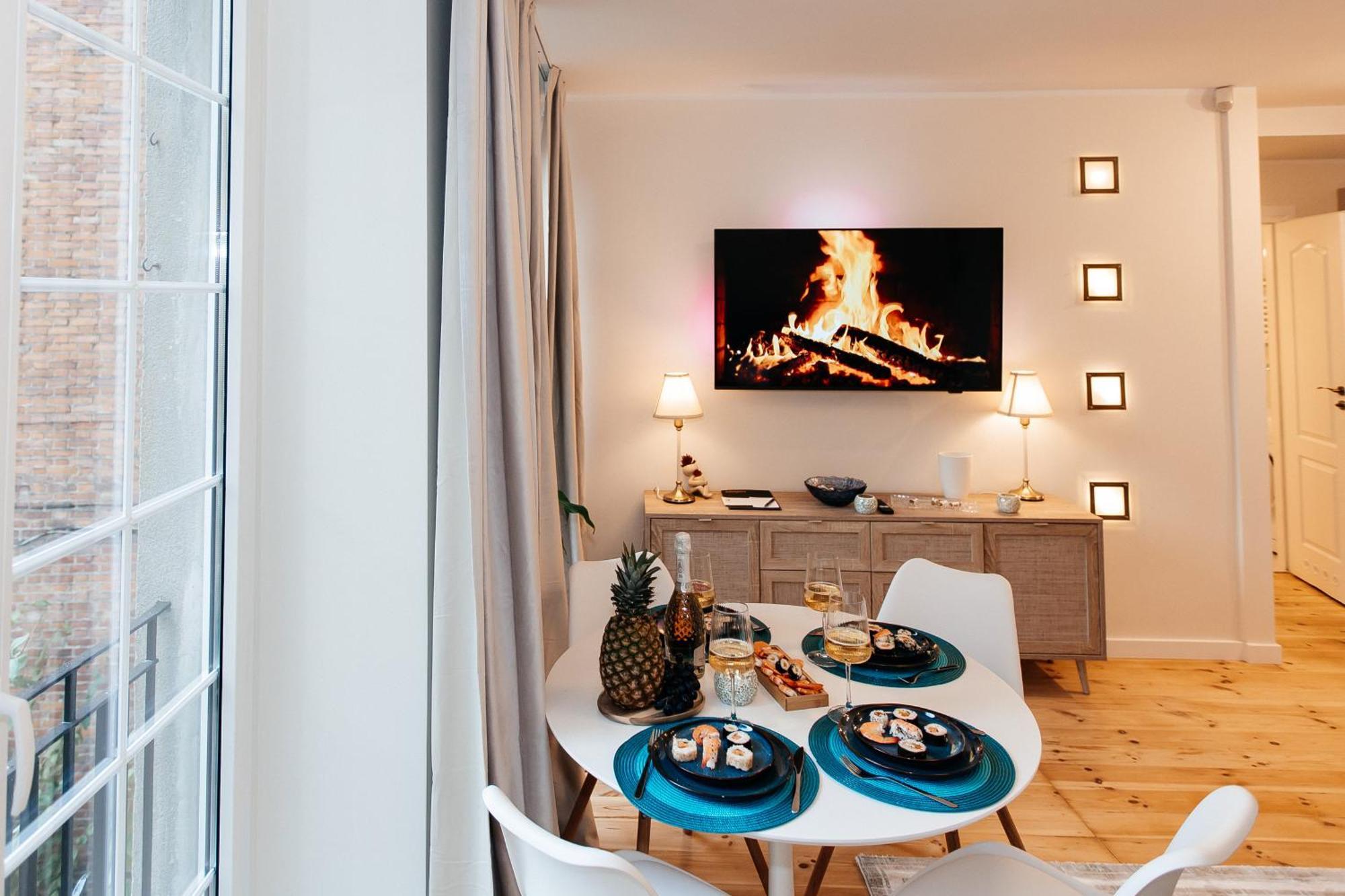 Lägenhet Maya's Flats & 27 - Beautiful On Piwna Street In The Old Town
